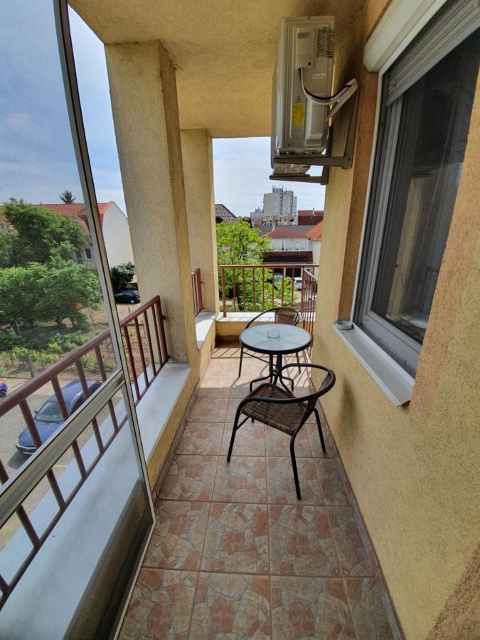 Fischer Apartman 3 Hajdúszoboszló Extérieur photo
